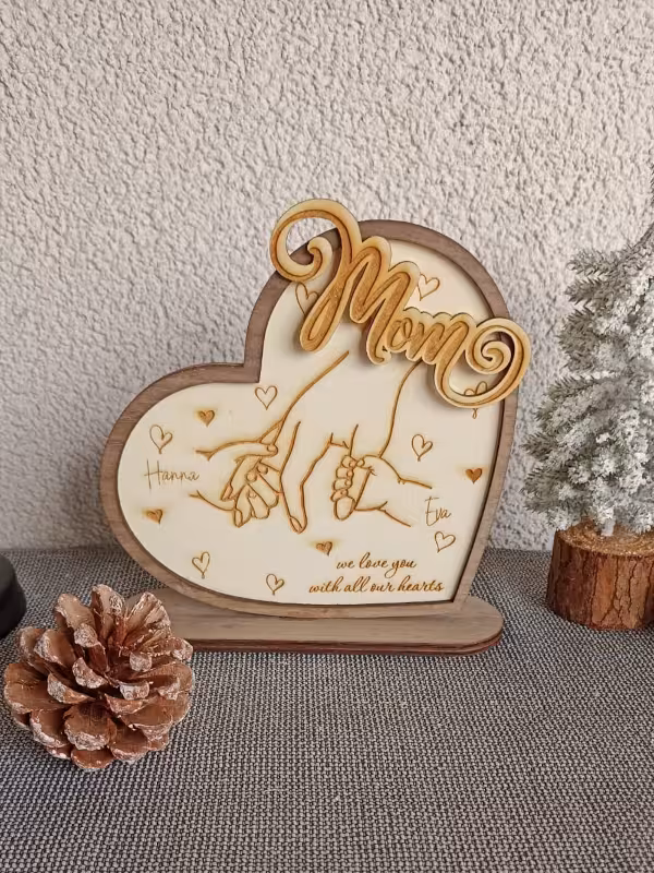 Muttertagsherz mit Händen